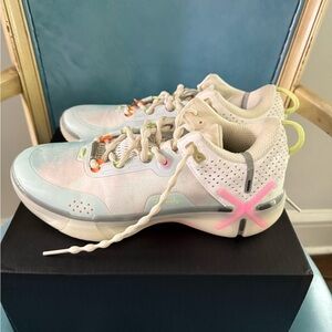 World of Wade mens basketball sneakers